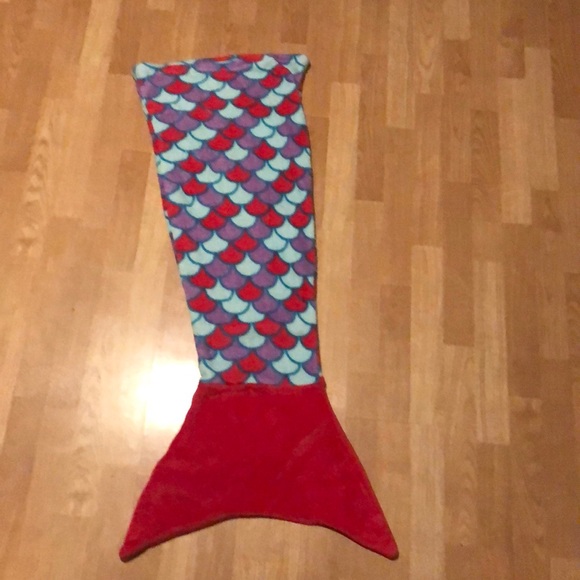 Other - Mermaid tail fleece blanket